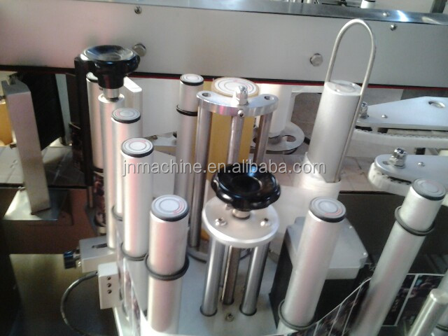 Vertical Red Wine Labeling Machine