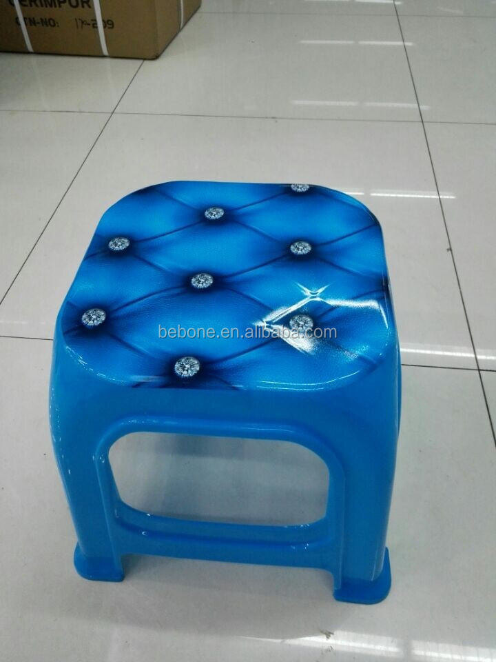 ちゃちなプラスチック製の浴室のいすプラスチックスツールチェア価格問屋・仕入れ・卸・卸売り