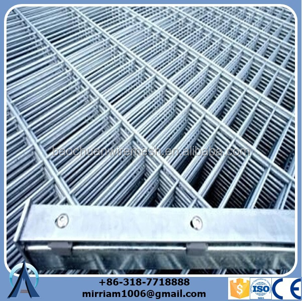 Hot-dip galvanized twin wire mesh fence.jpg