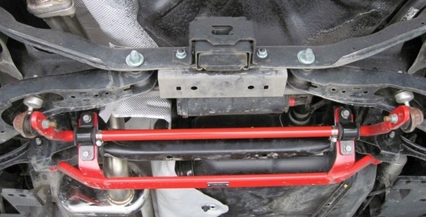 BMW E46 3シリーズ 98-06 専用フロント・スタビライザー問屋・仕入れ・卸・卸売り