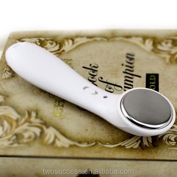 Electronic face cleansing tool (2).JPG