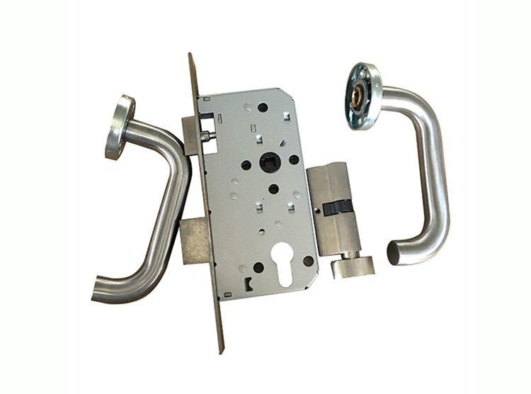Top grade euro profile multipoint lock door handles canada at high quality