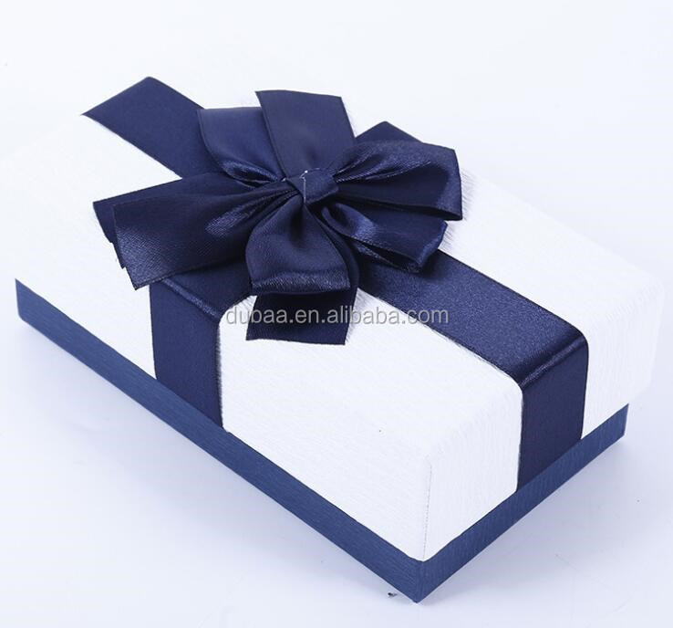 RIBBON FLOWER GIFFT BOX.jpg