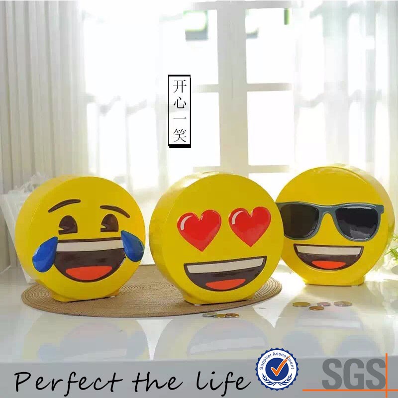 emoj piggy bank 2.jpg