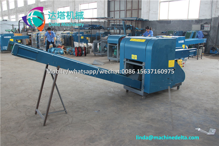 details of cloths cutting machine