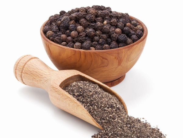 China manufacturer 98% piperine black pepper extract powder with factory price
