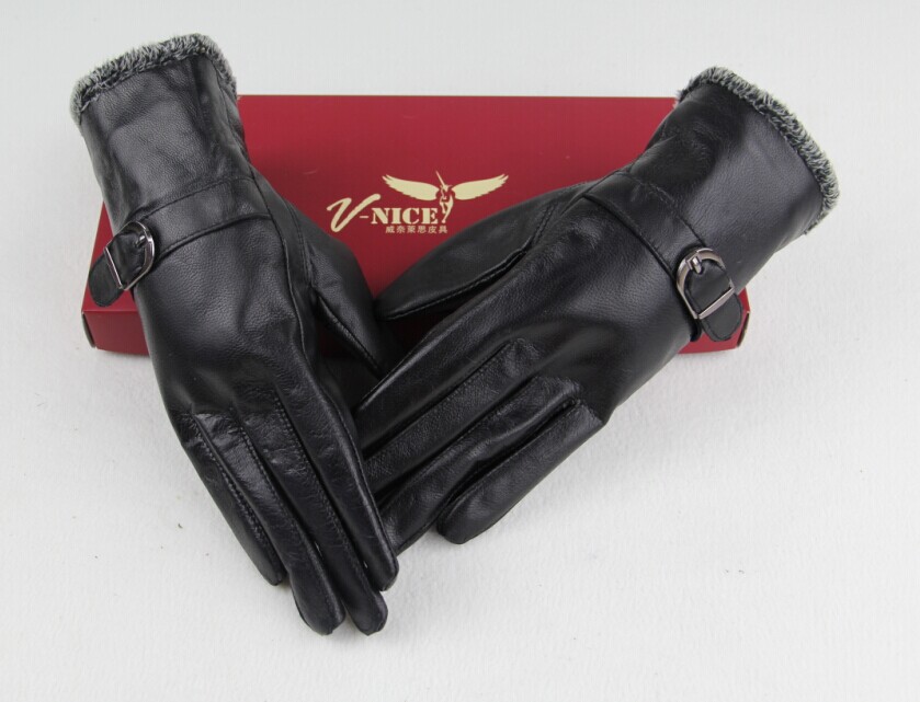 women black gloves