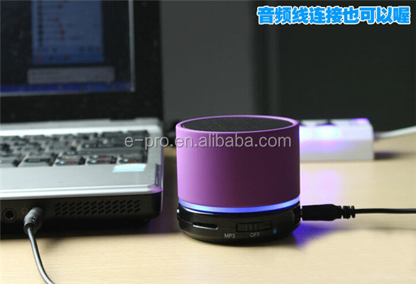 古典的なbluetoothバージョン更新付きスピーカーtf/ハンズフリー/リモコン/よじ登るledライト問屋・仕入れ・卸・卸売り