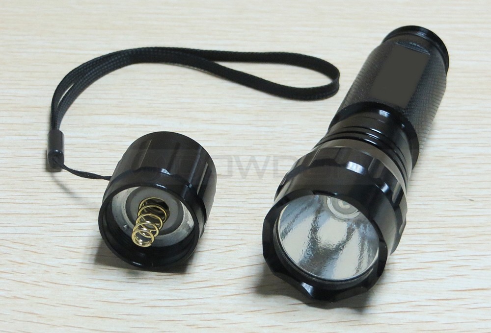flashlight 8025 151130 (18).JPG