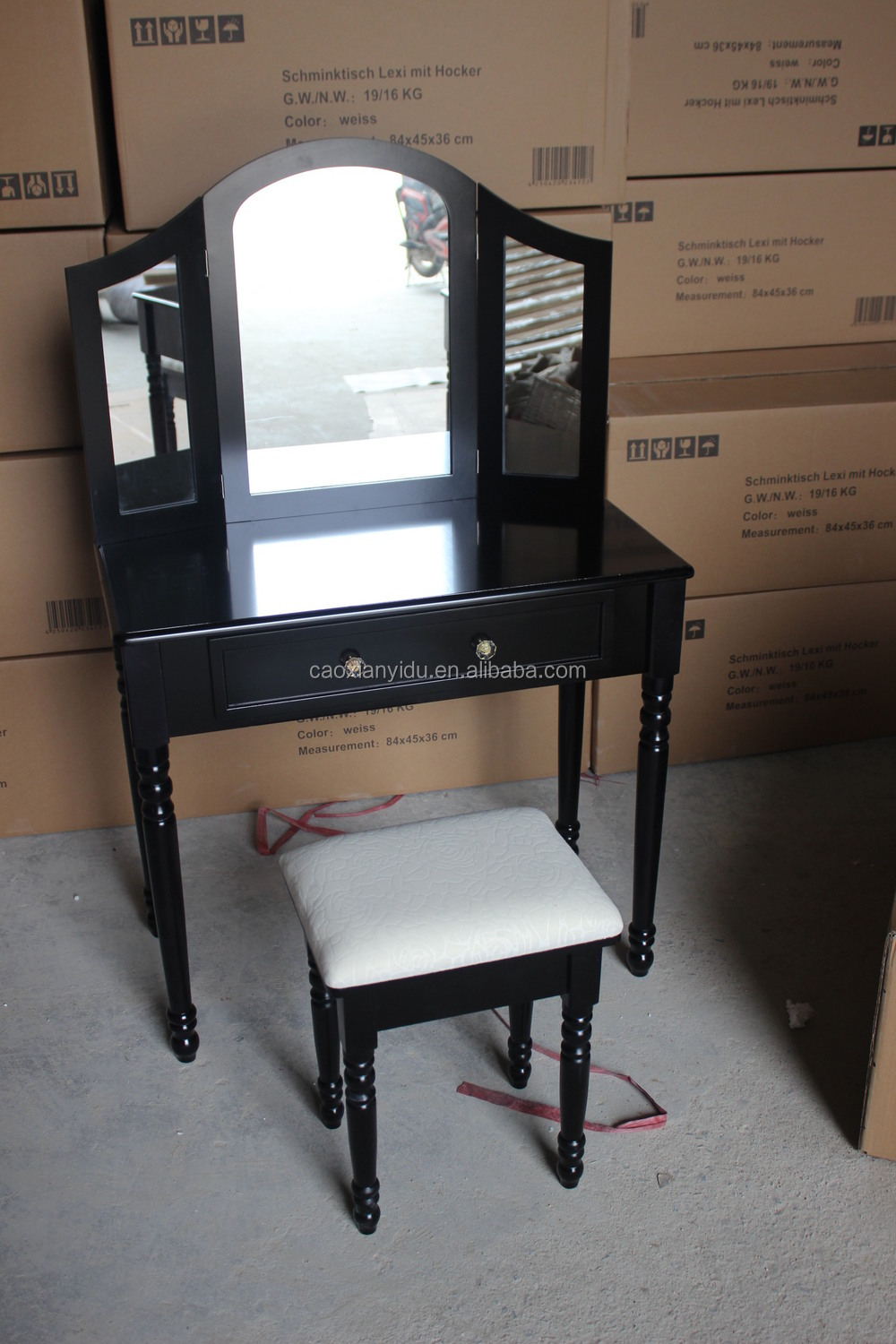 Zwart dressoir met drie stukken spiegels dressoirs product id ...