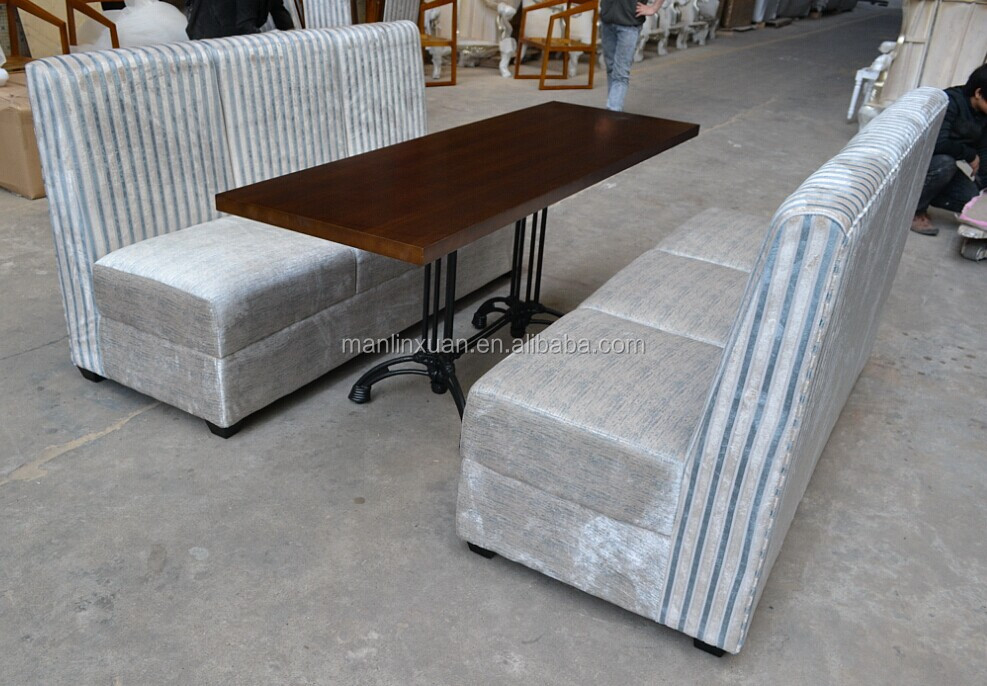 メタルデザインxyn927レストランのテーブルと椅子のセット仕入れ・メーカー・工場