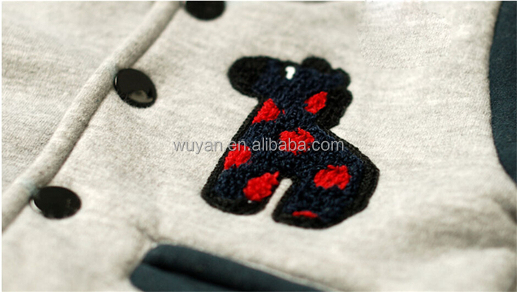 中国衣料品メーカーの子供のジャケットのフードなしのサッカーのジャケット子供安い冬のジャケット仕入れ・メーカー・工場