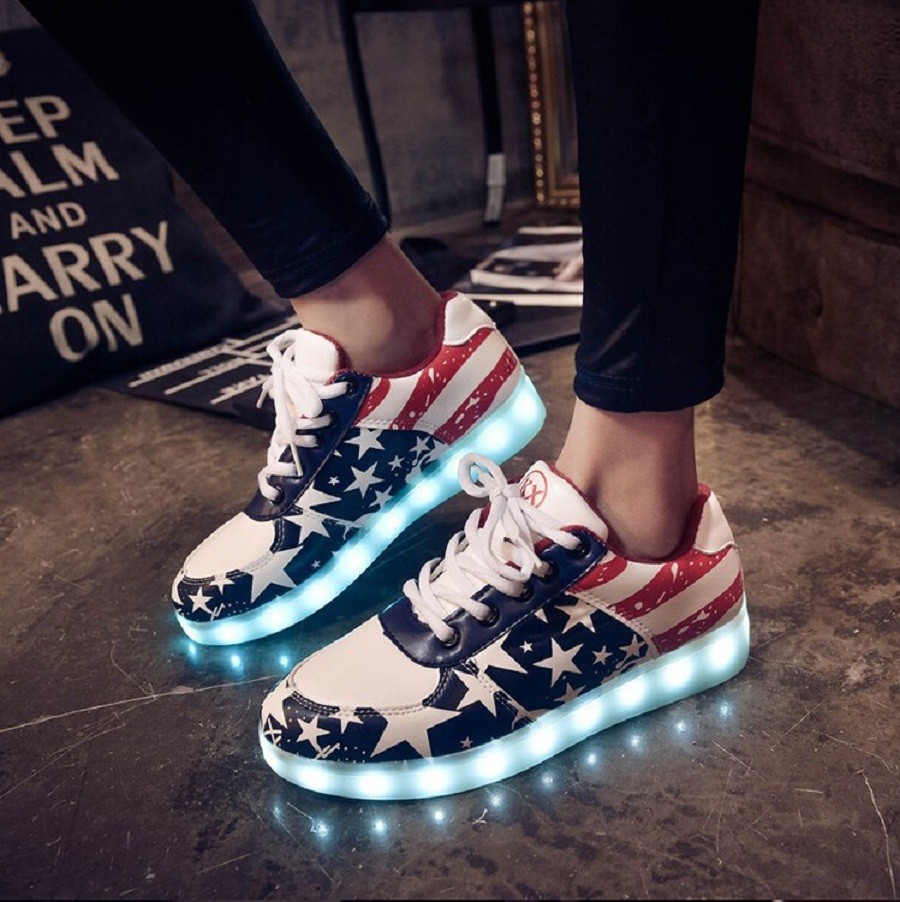 ユニセックス女性男性usb充電ライト点滅スニーカーled靴中国製仕入れ・メーカー・工場
