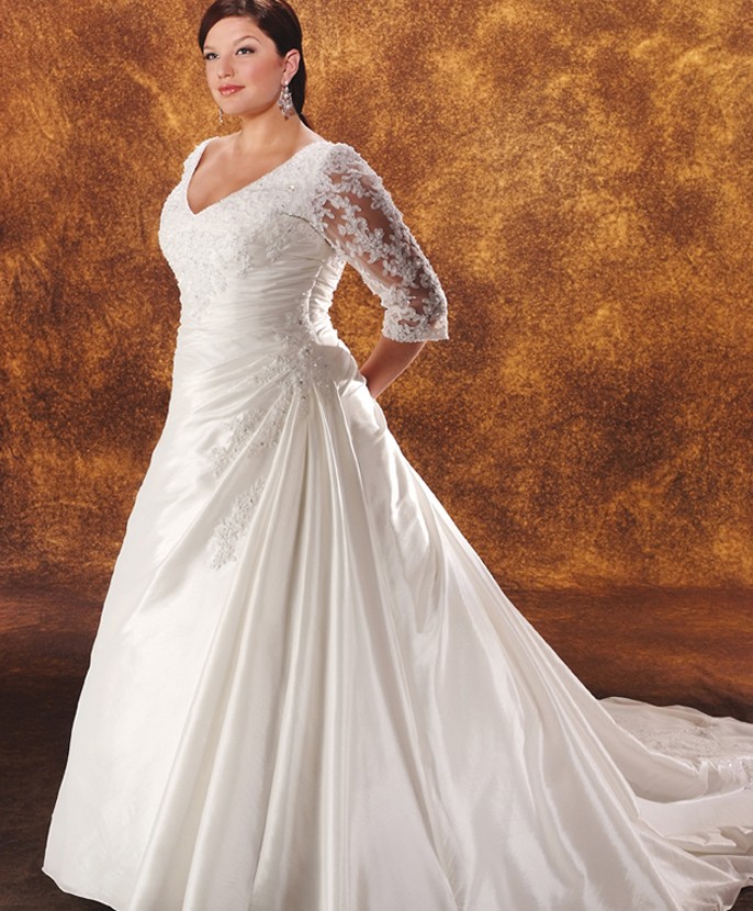 Plus size wedding dresses with sleeves no train