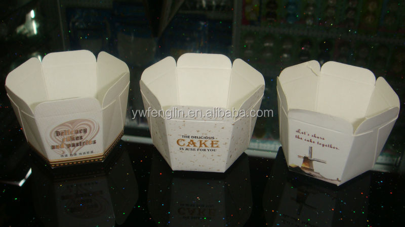 cake cups in cake tools