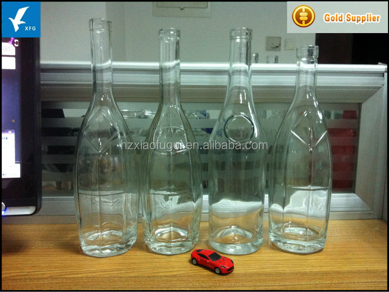 factory made 700ml,750ml crystal high flint xo glass wine bottles with different design