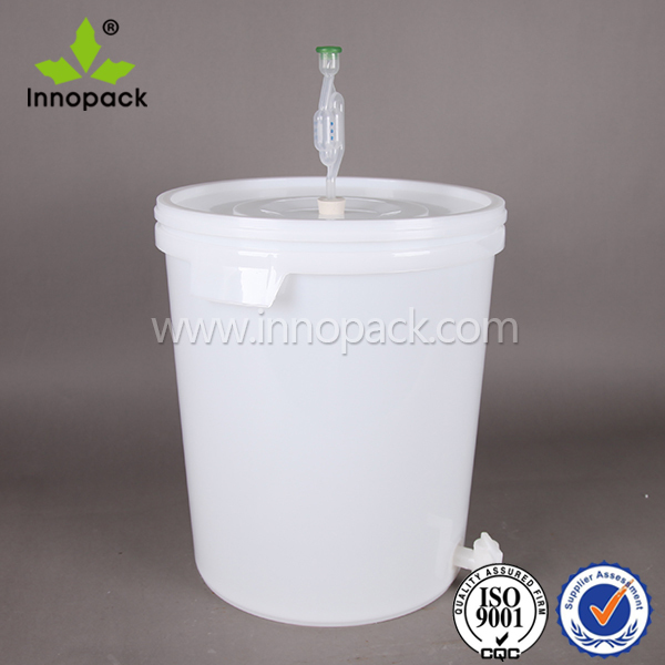 エアロックを備えたプラスチック30lconcial発酵とタップ仕入れ・メーカー・工場
