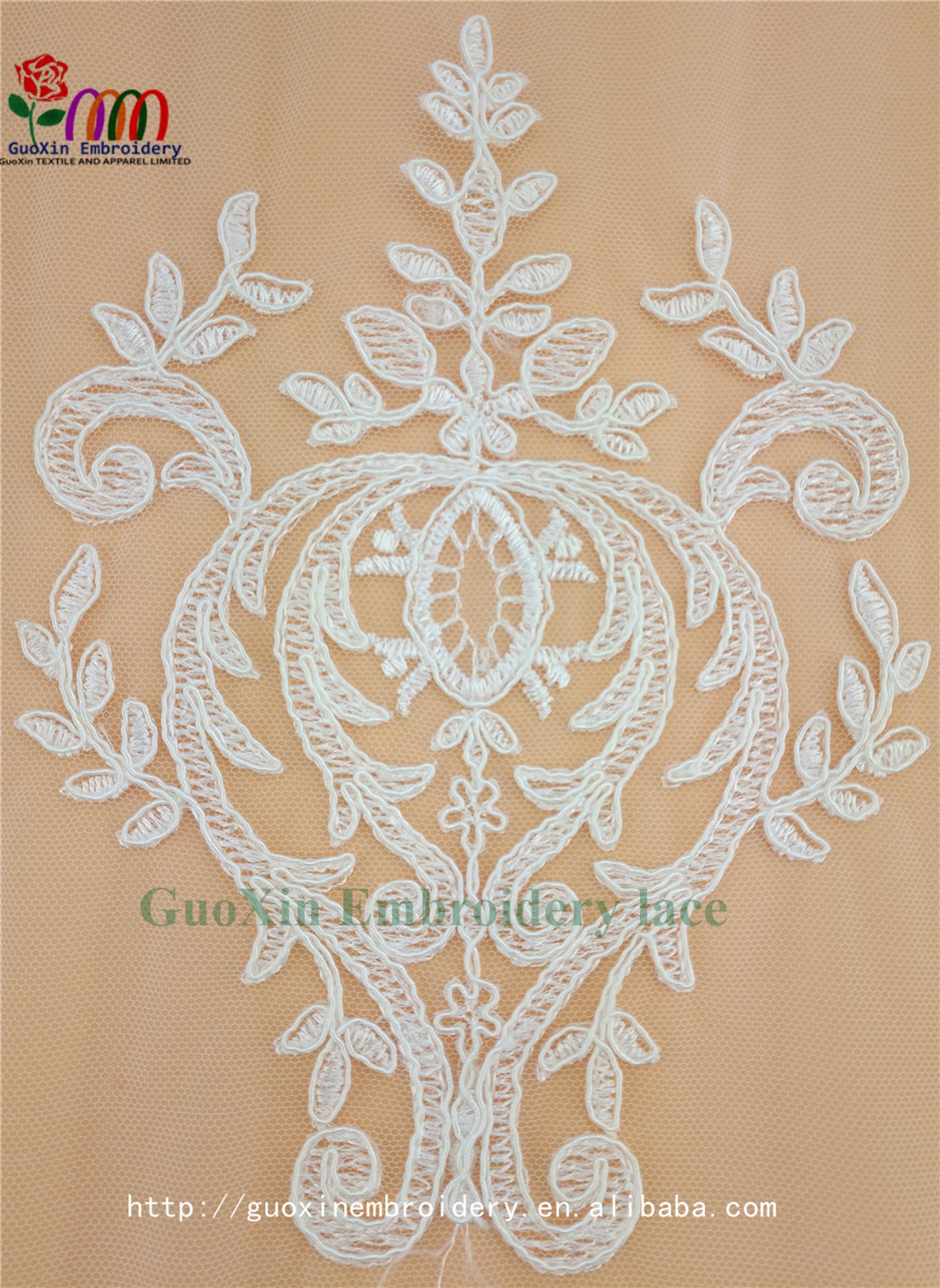 aliexpress pretty french lace embroidery lace fabric with cording (5).jpg