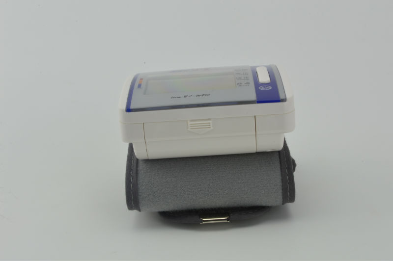 (bluetooth) バックライト付き手首の血圧計/iso13485:2008iso9001rhosce仕入れ・メーカー・工場