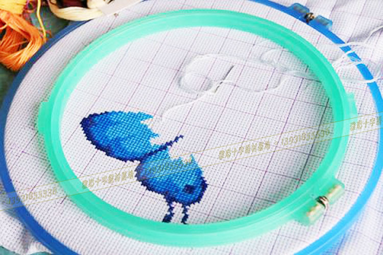 刺繍のフープ卸売プラスチック円形の調節可能なリングカラフルな刺繍のフープ問屋・仕入れ・卸・卸売り