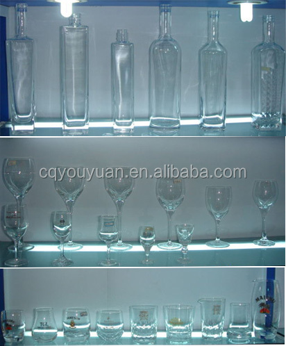 Cylindrical frosted red wine glass bottle in factory price