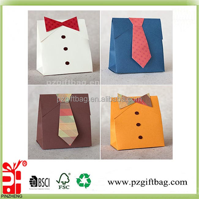 high quality cute fashion paper gift bag with decorations