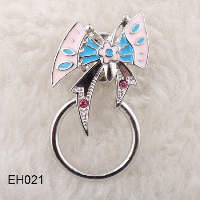 New Product 2015 White Enamel Nurse Eyeglass Holder Safety Pin Holder