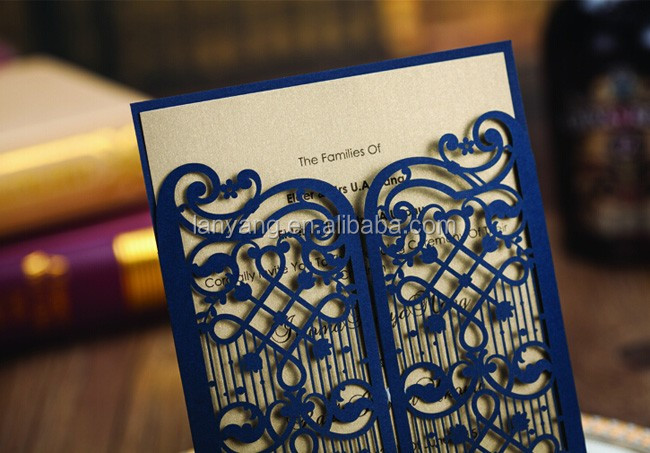 新しい忠実な ブルー レーザー カット結婚式招待状ドア デザイン ウェディング カード (CW5102)仕入れ・メーカー・工場