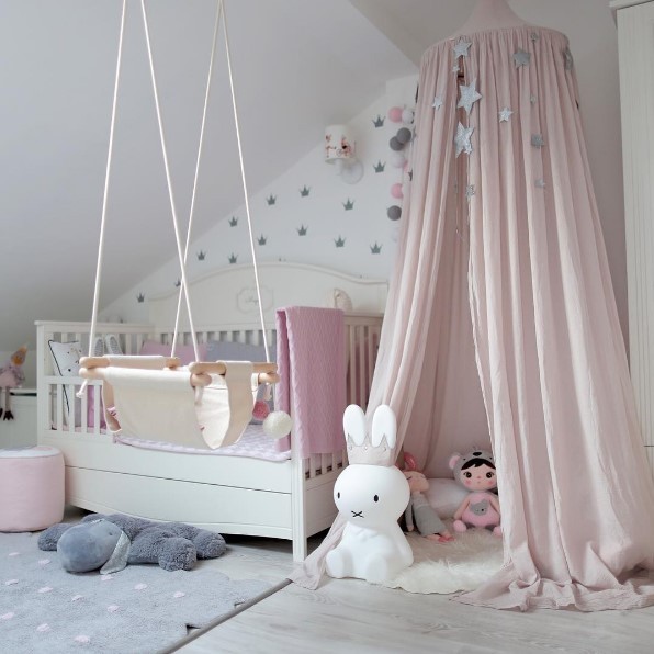 Hanging play tent 2
