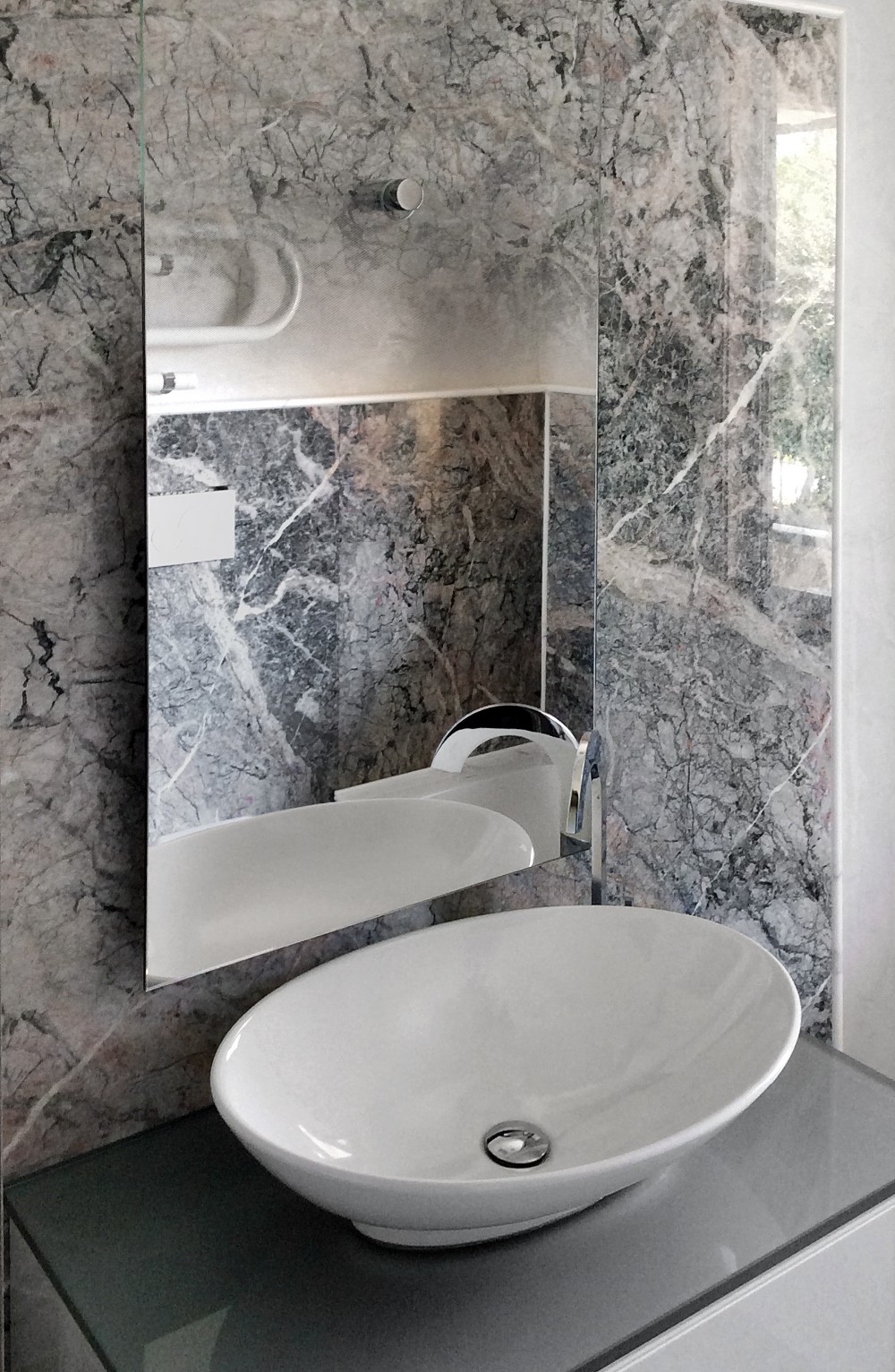 bagno_grigio.jpg