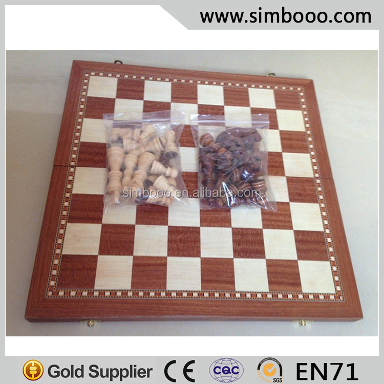 木製のチェス盤のチェスゲームのセットを持つ糸くずの入っ45*25*5.2cm仕入れ・メーカー・工場