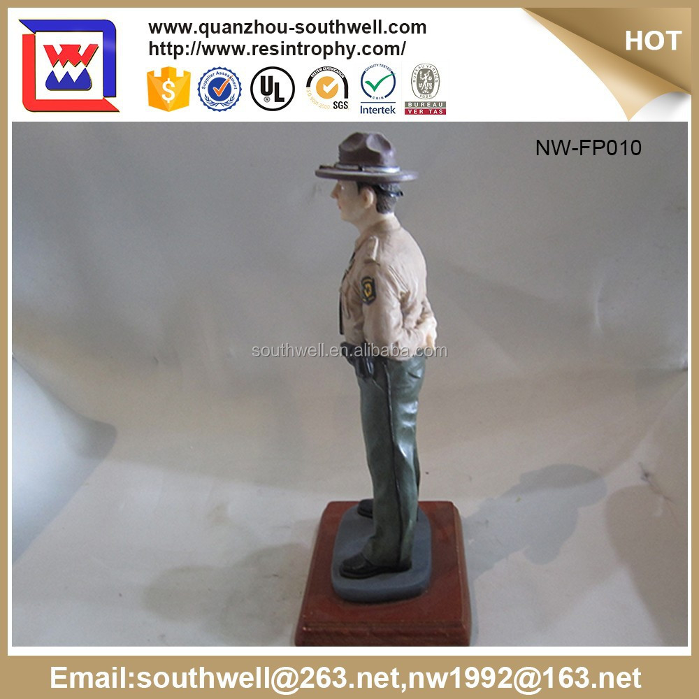 2015 new product resin craft polyresin self made man sculpture