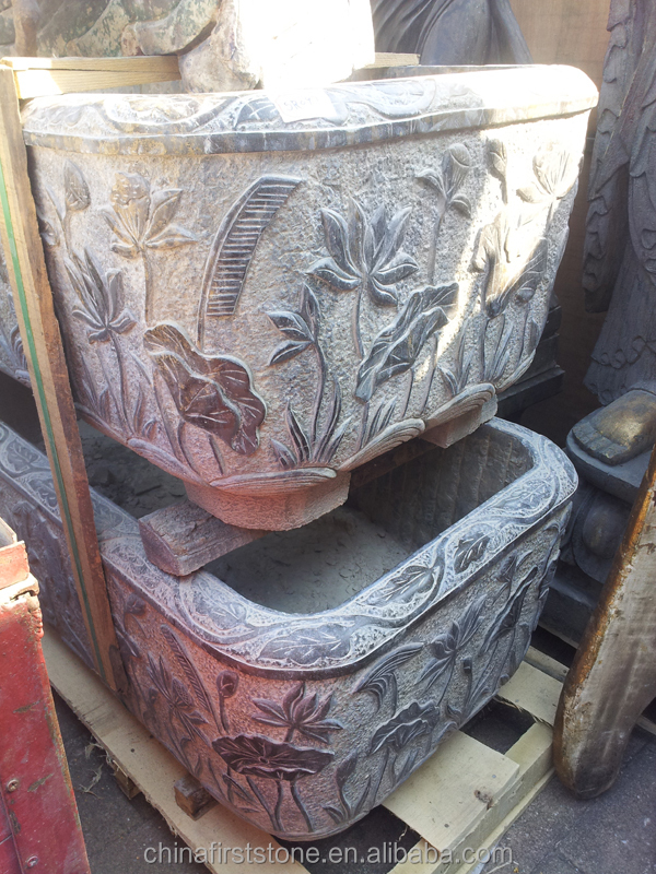 BIG  WATER POT WITH LOTUS  FLOWERS   (7)(1).jpg