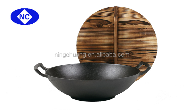 中国の30cm32センチメートル35センチメートル木製ハンドル付きの鋳鉄鍋問屋・仕入れ・卸・卸売り
