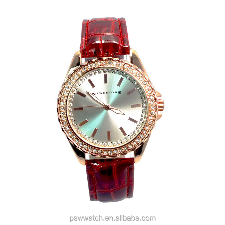 Aliexpress hot selling love diamond leather strap vintage women bracelet watch