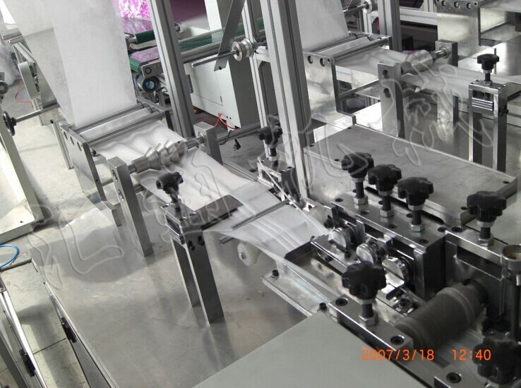 完全自動化生産ラインoemht-yts11a使い捨てフェイスマスク製造機仕入れ・メーカー・工場