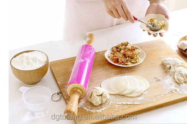 台所用品fda/lfgb/sgs標準シリコン麺棒を持つ企業は、 ハンドル問屋・仕入れ・卸・卸売り