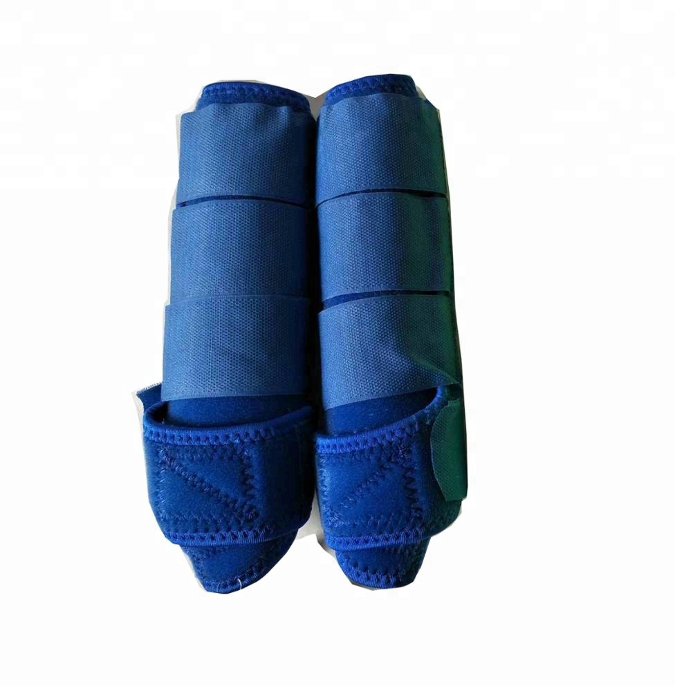 Classic and perfect fitting neoprene black horse boots leg wraps