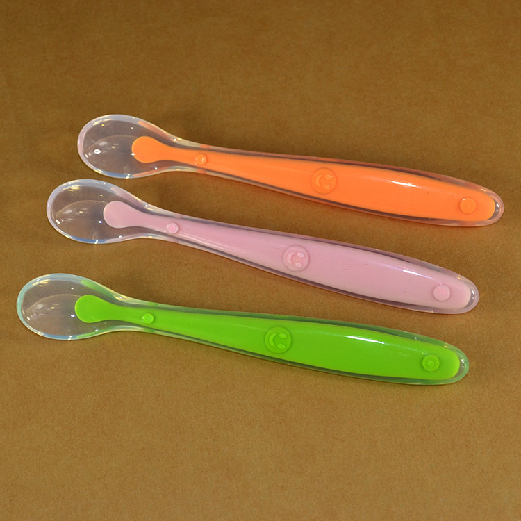 卸売安い熱い販売のカラフルな色の変更スプーンlfgbスプーン温度に敏感な赤ちゃんのプラスチックのスプーン仕入れ・メーカー・工場