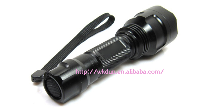 ultrafire c8 cree xm-l2 u3 led flashlight (1)