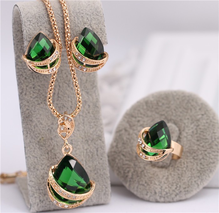 Free shipping New Fashion 18k Yellow Gold Filled Clear Austrian Crystal Necklace Earring Ring Wedding Jewelry Set (13)