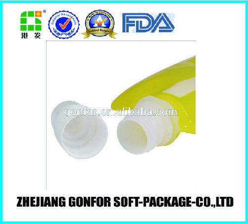 2014 new arrival reusable liquid stand up pouch with spout