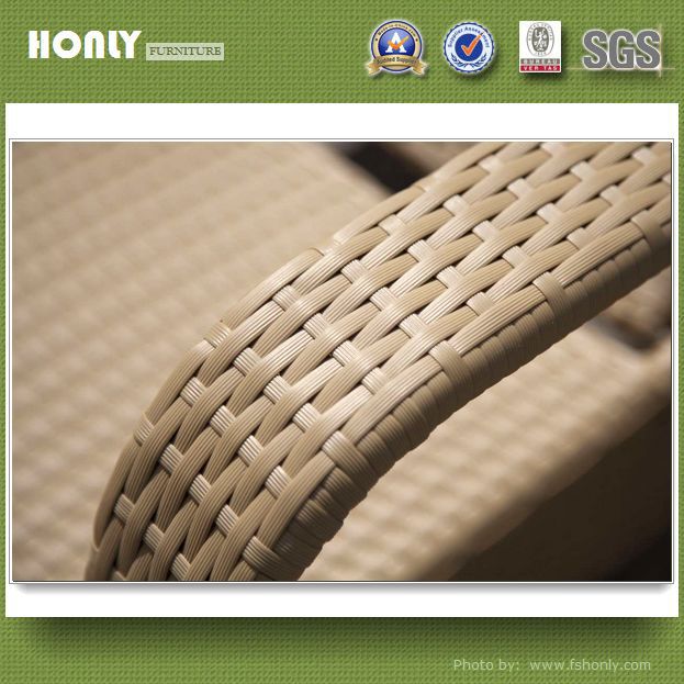 Modern design lounge chair adjustable wicker lounge chair with cushion