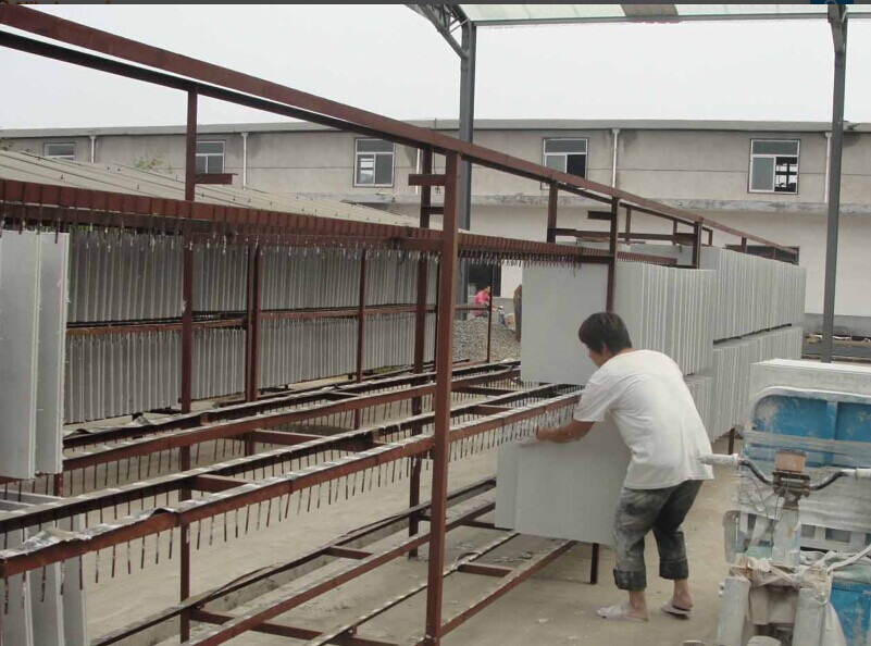 色が塗られrebuidingイラクのためのしっくいの天井のタイル問屋・仕入れ・卸・卸売り