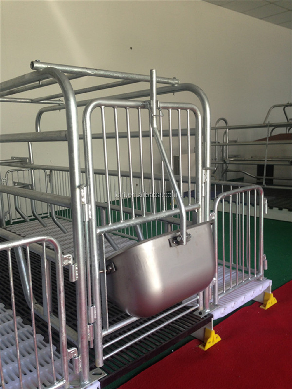 Ss 304 Sow Feeder/pig Farrowing Crate Sow Feeders/piggery Feeder Buy