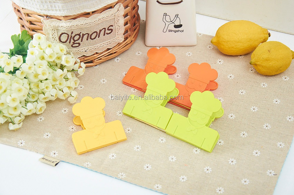 PLASTIC BAG CLIPS