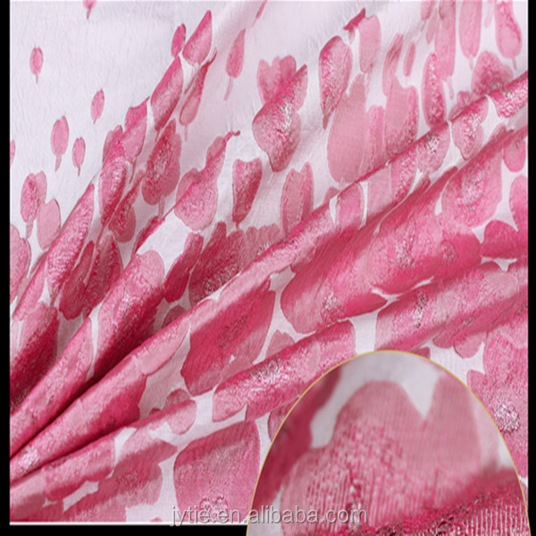 ピンク花柄ジャカード2014年衣服のための生地問屋・仕入れ・卸・卸売り