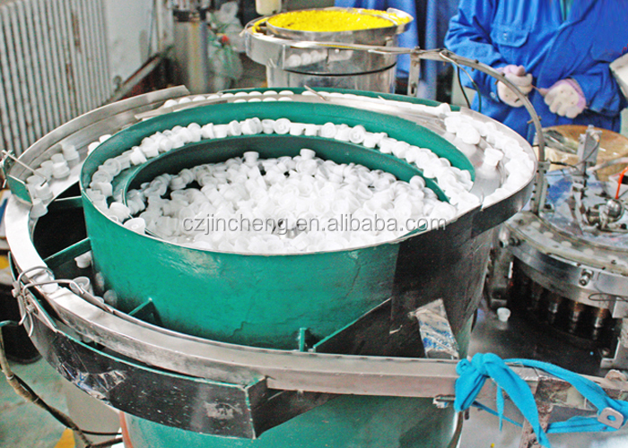 オイル- ベースの殺虫剤のエアゾールバルブ/クリーナースプレーバルブをカロ仕入れ・メーカー・工場