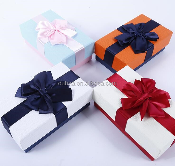 GIFT BOX.jpg