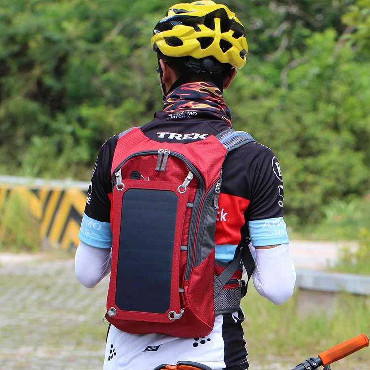 2016 Roihao latest biking hydration solar backpack with 2L water bladder bag